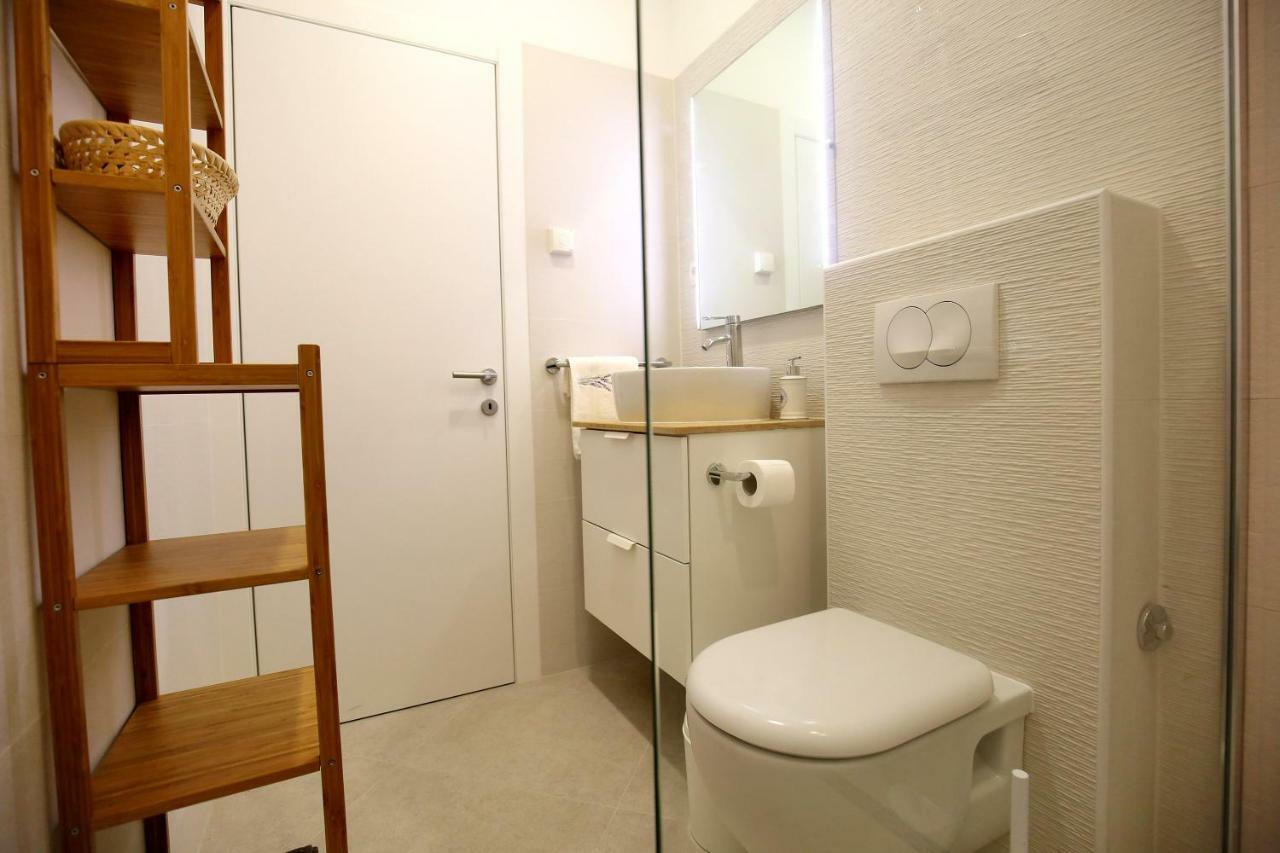 Apartments Ines Murter Exterior foto